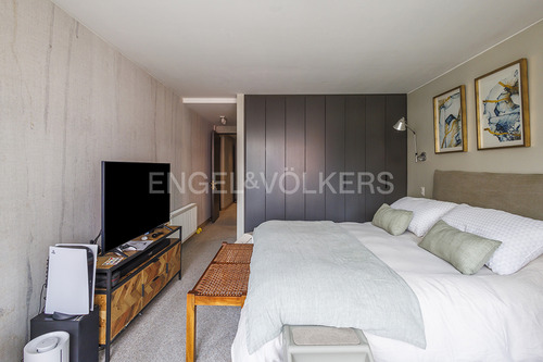 Venta Departamento Remodelado En Isidora Goyenechea