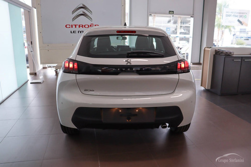 Imagem 12 de 13 de Peugeot 208 1.6 16v Flex Allure At6 22/22