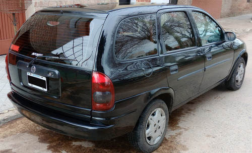Chevrolet Corsa 1.6 Gl Aa Dh Sw
