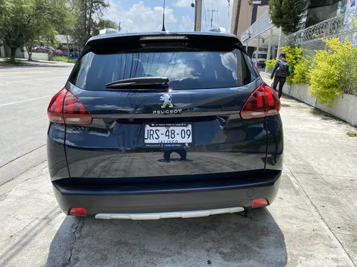 Peugeot 2008 1.2 Puretech Allure Pack