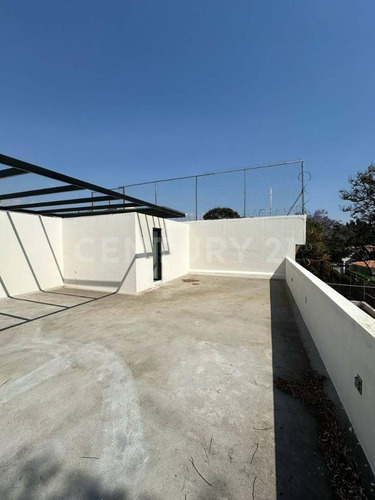 Venta De Casa En Col. Jacarandas Excelente Ubicacion Cerca De Plan De Ayala.