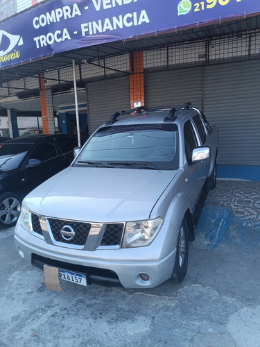 Nissan Frontier 2.5 Le Cab. Dupla 4x4 4p