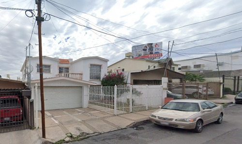 Casa En Venta En Chihuahua Mv