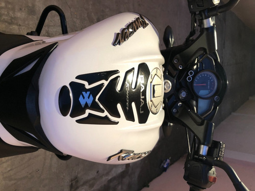 Imagen 7 de 15 de Bajaj Rouser Ns 200