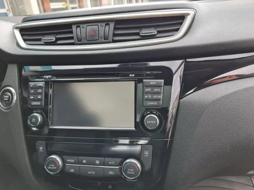 Nissan Qashqai Exclusive 2.0cc TP AA 4X2