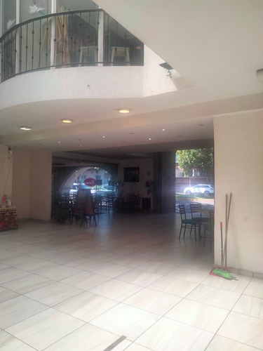 Plaza Comercial