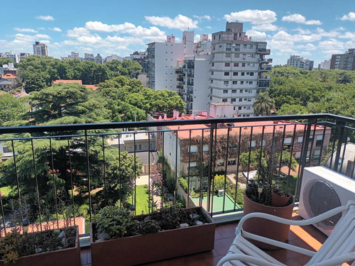 Departamento En Venta En Olivos, Semipiso 4 Ambientes Con Dependencias, 2 Cocheras Y Baulera.