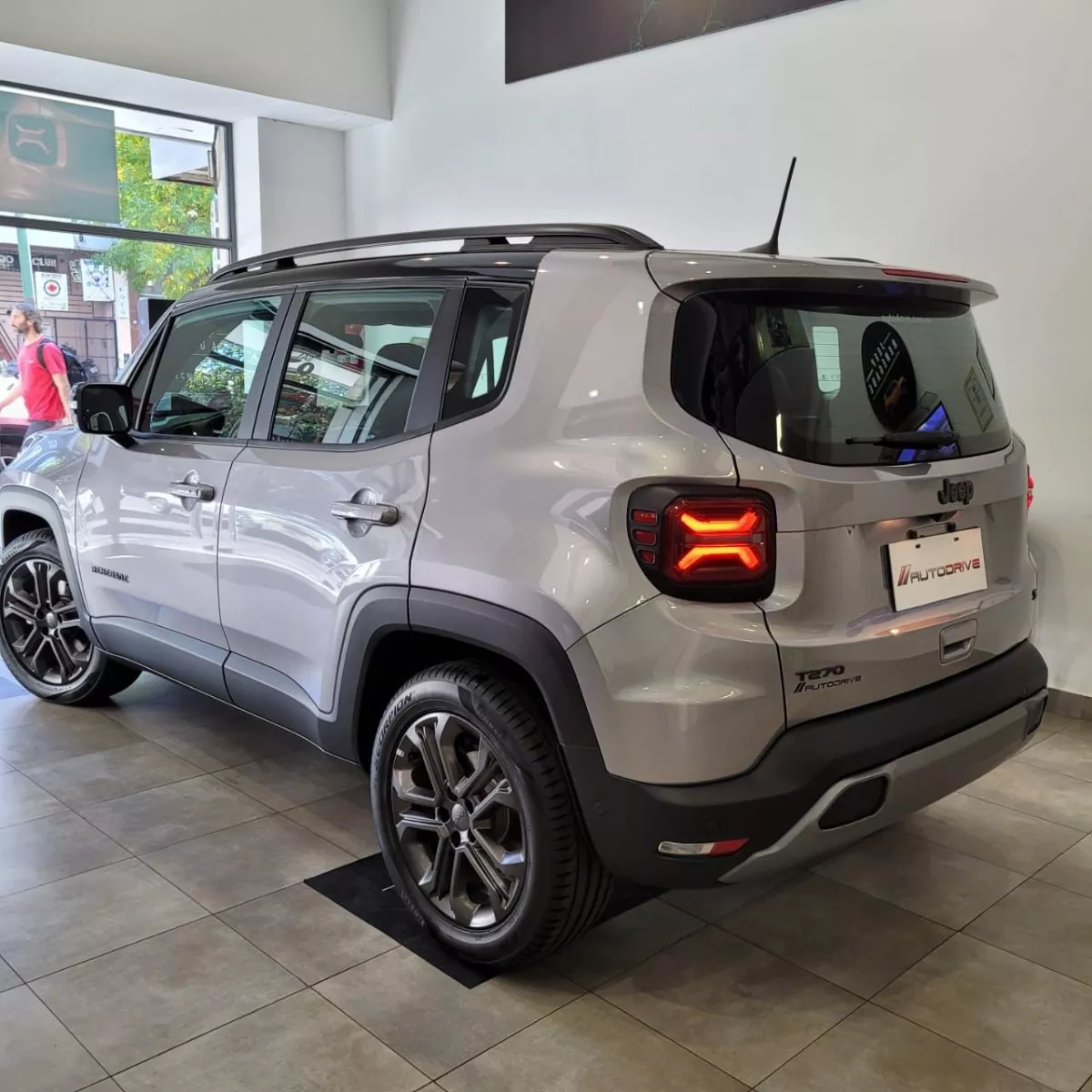 Jeep Renegade 1.3 Serie-S At6