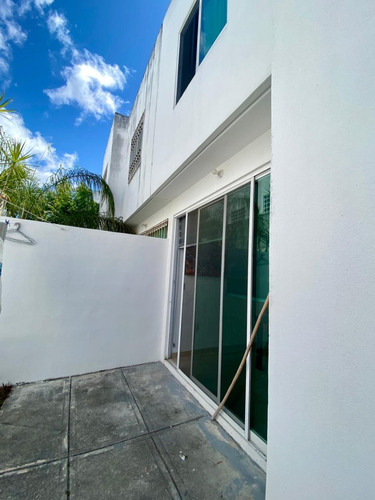 Casa En Venta En Residencial Villa Maya