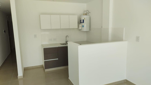Departamento En Venta - 2 Dormitorios 1 Baño - 75mts2 - La Plata