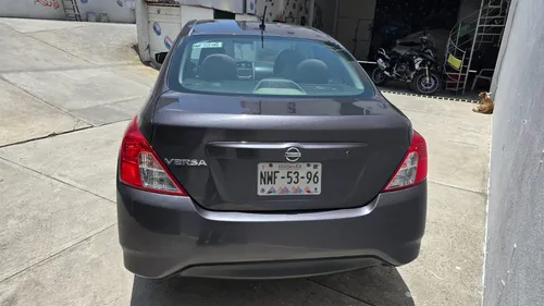 Nissan Versa 1.6 Advance Mt
