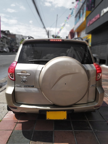 Toyota Rav4 Imperial
