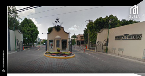 Remate Bancario  Primera Cerrada De Mercaderes Fraccionamiento, Puebla Cp:72130 