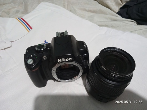 Vendo Camara De Fotos Profesional Negro