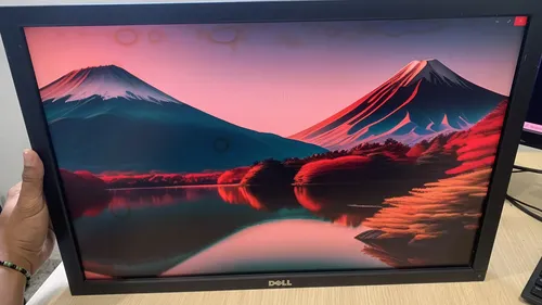 DELL U2410 モニター 本体 DELL U2410 24型 液晶モニター 美品 - メルカリ
