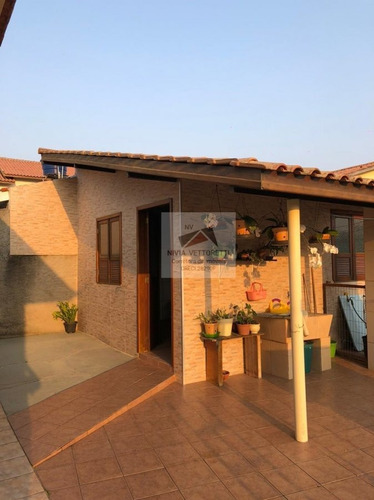 Casa A Venda No Bairro Ingleses Do Rio Vermelho Em - 4140-1