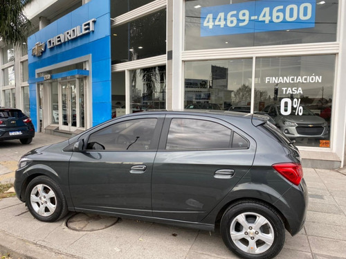 Imagen 4 de 14 de Chevrolet Onix Lt 1.4 #3f