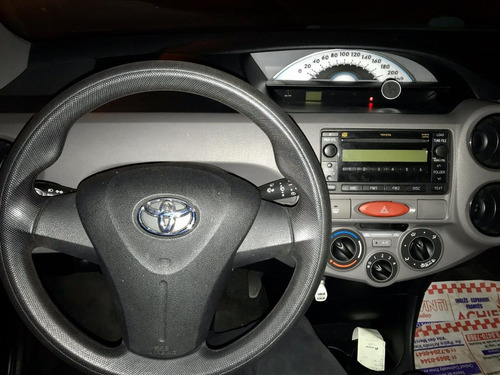 Toyota Etios X - Hatch 4 Portas