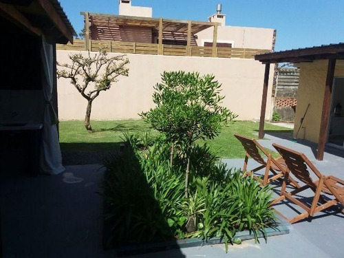 Casa En Alquiler Por Temporada De 4 Dormitorios En Manantiales