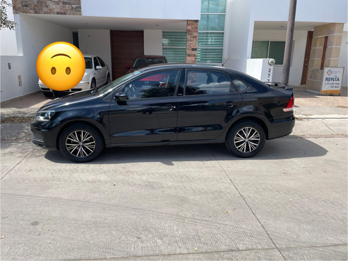 Volkswagen Vento 1.6 Confortline Mt