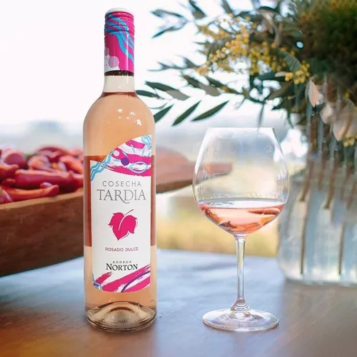 Cosecha Tardía Vino Rosado Dulce + Vizzio Corazon Almendras