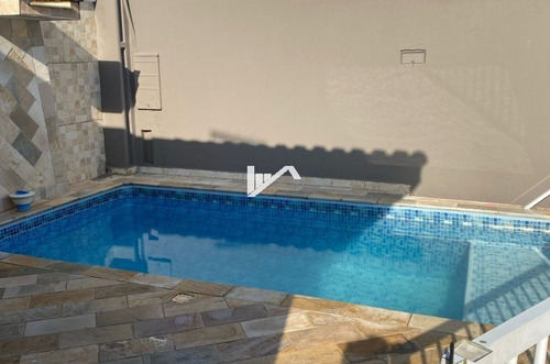 Imagem 7 de 14 de Linda Casa No Tup Com Piscina E 04 Quartos