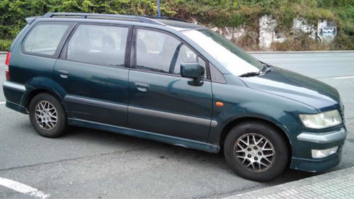 Mitsubishi Space Wagon 2.4 Glx 5p