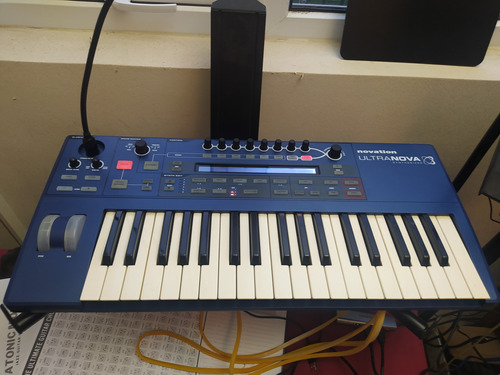 Novation Ultranova