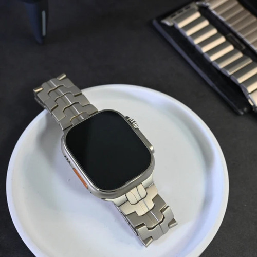 Correa De Titanio Para Apple Watch Ironman Acabado Brillante