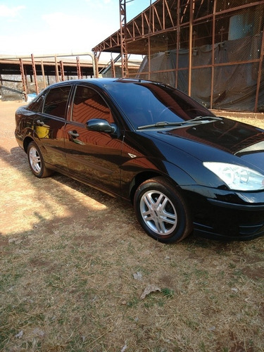 Imagem 9 de 10 de Ford Focus 1.6l Fc. Completo