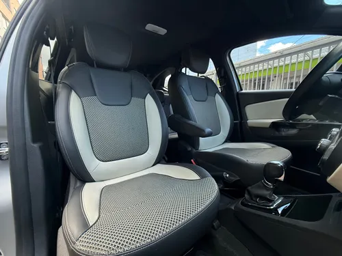 Renault Captur 2.0 Intens Automática