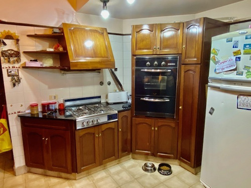 Oportunidad! Venta Chalet 4 Ambientes Impecable