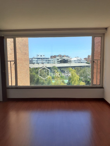 Imagen 9 de 14 de Santa Bárbara, Apartamento 137m² En Arriendo. Bogotá Ub18055