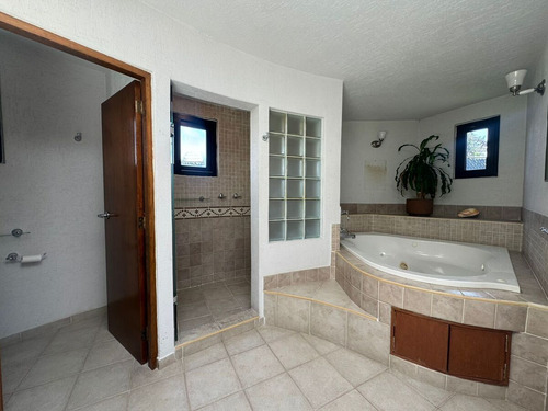 Casa En Venta, Prado Largo, 3 Recámaras.