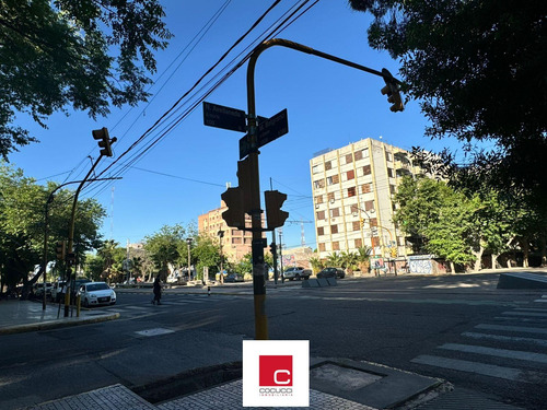 Departamento En Venta En Plena Calle Belgrano De La Ciudad De Mendoza!!