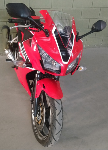 Imagen 3 de 17 de Honda Cbr 300