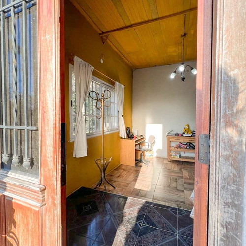Cañuelas -larrea 1694 Esquina Castelli, A Solo 100 Mts De Ruta 205 - Casa En Venta