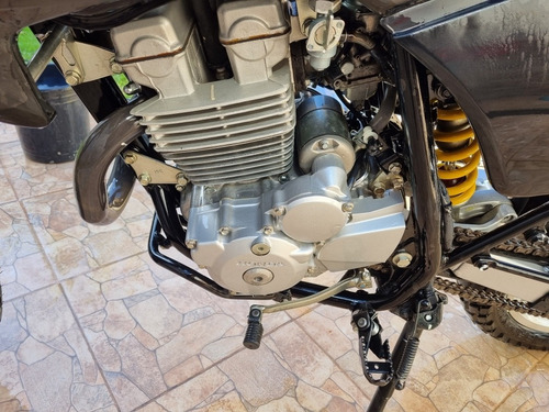 Imagen 4 de 17 de Honda Tornado 250 Cc
