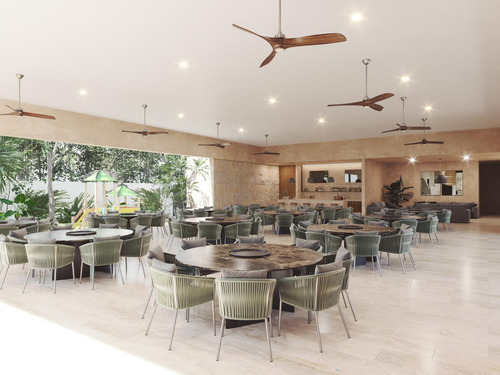En Venta Lote Unifamiliar En Privada Con Amenidades En Playa Del Carmen (1390)