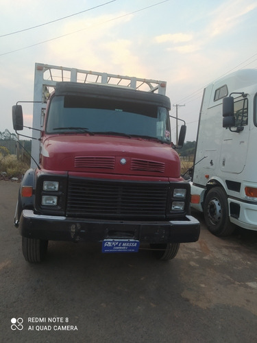 Imagem 2 de 3 de Mercedes-benz 1513
