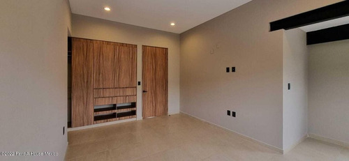 Imagen 30 de 30 de Casa De 4 Recamaras En Venta En Altozano, Querétaro!