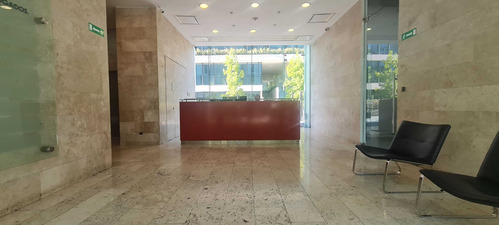 Excelente Oficina En Arriendo Vitacura (21316)