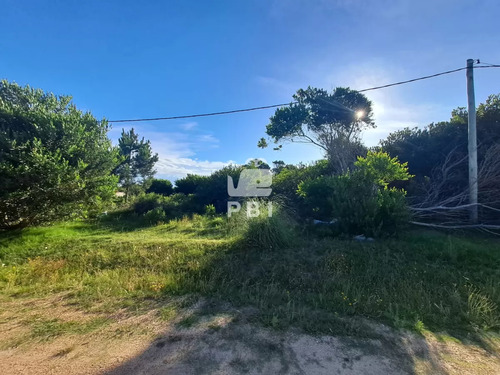 Venta De Terreno En Balneario Buenos Aires, Manantiales. - Ref : Pbi13075