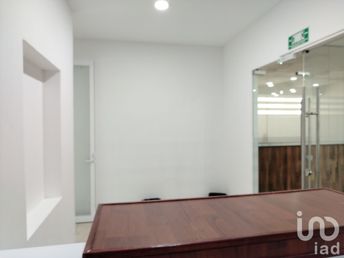 Renta Oficina 1 Ambiente El Dorado 1a Sección