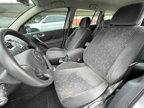 Renault Megane Grand Tour Dynamique 1.6 16v Hi-flex Mec