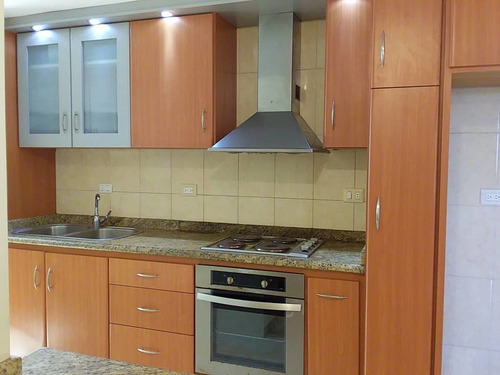 Imagen 7 de 15 de Nelida Lugo Alquila Apartamento Cumboto Norte Puerto Cabello