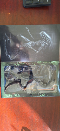 Neca Alien Big Chapa Ultímate Edition