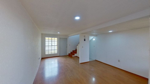 Casa En Condominio, Hacienda Pitahayas 207, Lote 18, Manzana 10, Fraccionamiento Hacienda De La Herradura, Pachuca, Hidalgo, Rf3.