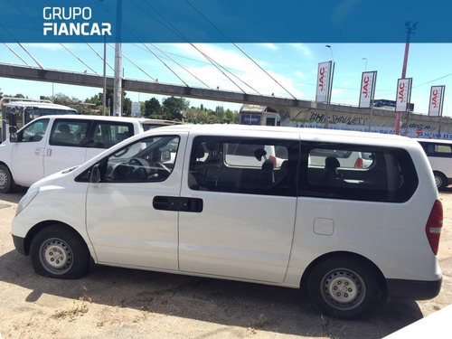 Hyundai H-1 Minibus 9 Pasajeros 2013