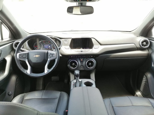 Imagen 12 de 15 de Chevrolet Blazer 2019